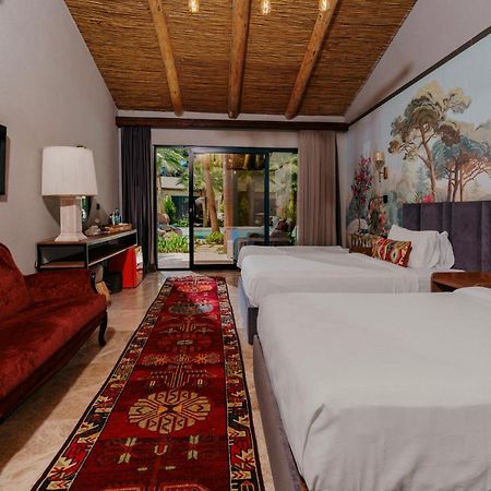Layla Gocek Adults Only Bed & Breakfast ภายนอก รูปภาพ