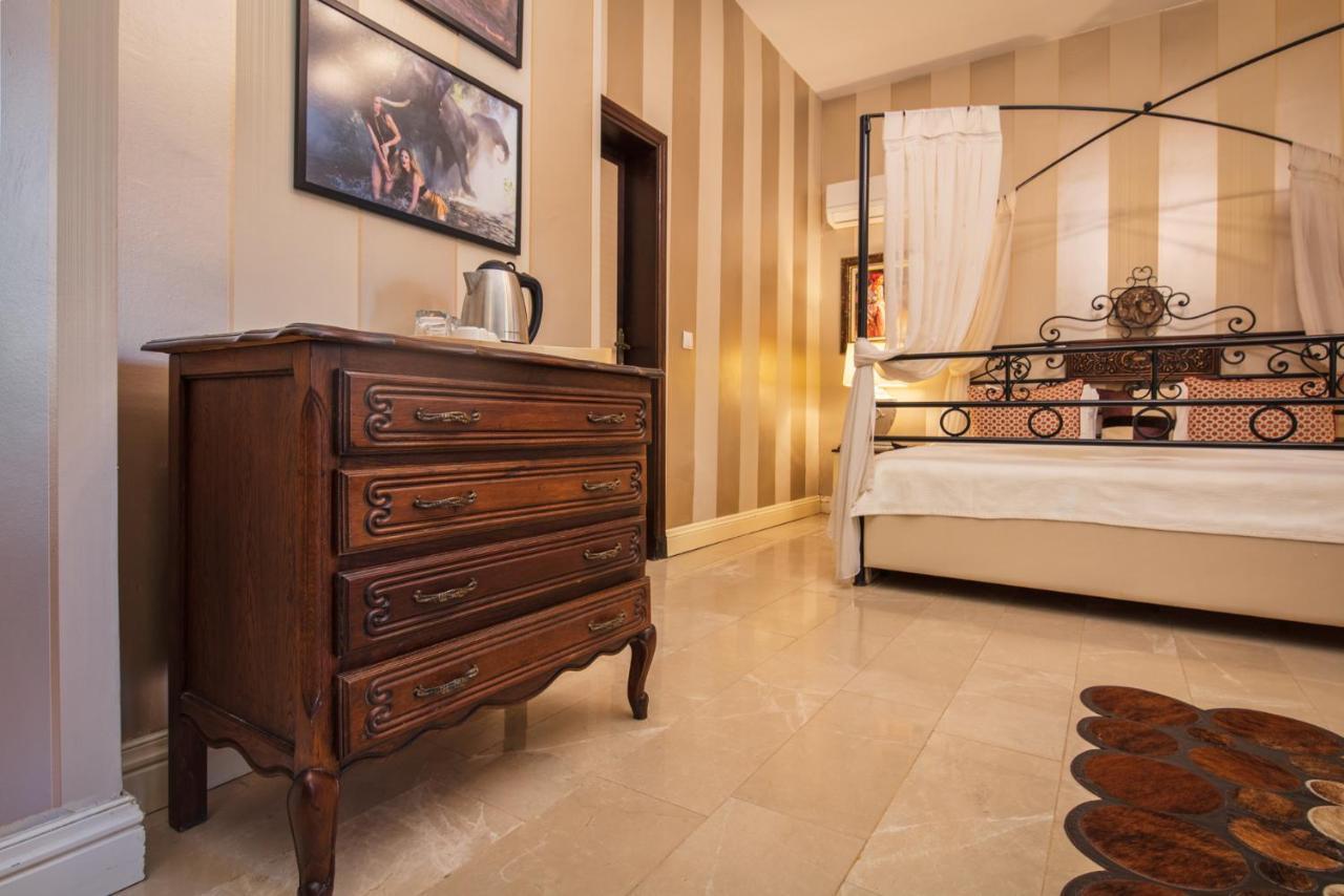 Layla Gocek Adults Only Bed & Breakfast ภายนอก รูปภาพ