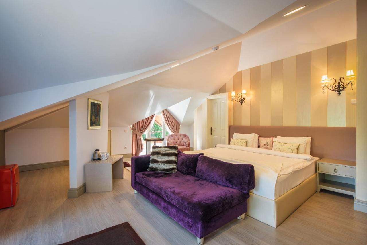 Layla Gocek Adults Only Bed & Breakfast ภายนอก รูปภาพ