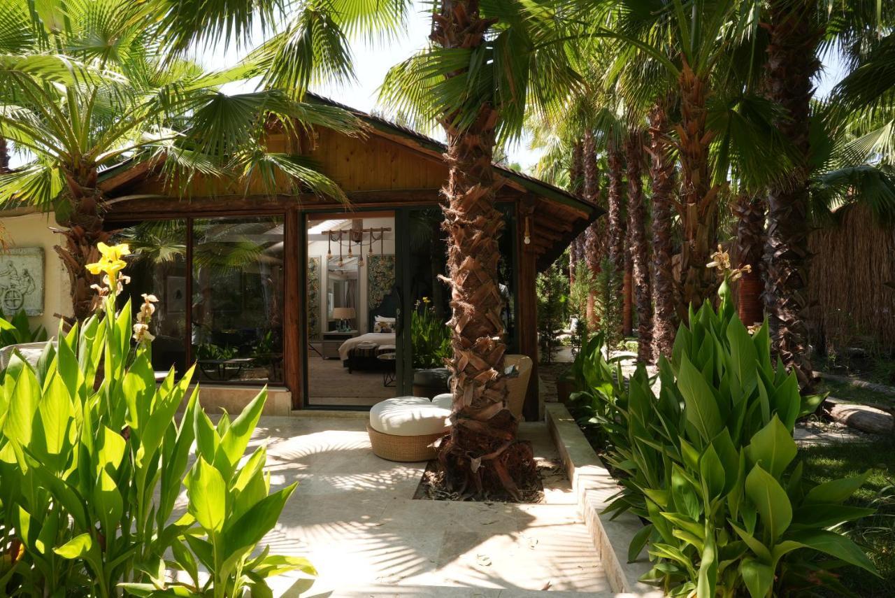 Layla Gocek Adults Only Bed & Breakfast ภายนอก รูปภาพ